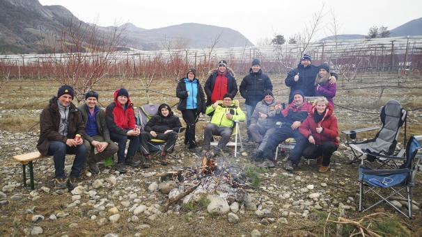 <p>Rund ein Dutzend Mitglieder des ostbelgischen Fanclubs drückten Thierry Neuville bei der Monte die Daumen.</p>