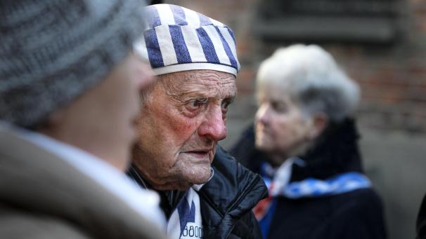 <p>Beeindruckt und beeindruckend: Igor Malicki, ein Auschwitz-Überlebender, beim Gedenktag. Über eine Million seiner Mitgefangenen überlebten das Grauen und Morden nicht.</p>
