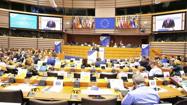 <p>Plenarsitzung des Europäischen Ausschusses der Regionen: Präsident Lambertz hält seine Rede zur Lage der Union.</p>