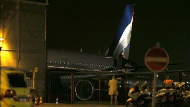 <p>Die Maschine mit den ausgeflogenen Belgiern an Bord landetete gegen 21 Uhr auf dem Militärflughafen von Melsbroek.</p>