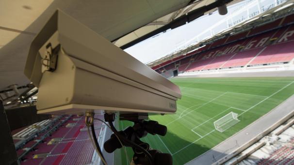 <p>Beim „Hawk-Eye-System“ wird über mehrere Kameras ein dreidimensionales Bild erstellt.</p>
