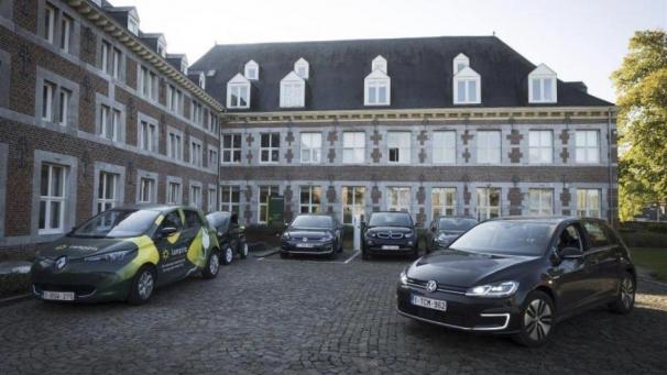<p>Das ehemalige Kloster Saint-Agathe in Lüttich beherbergt heute den Energielieferanten Lampiris. Der angeklagte Unternehmer wollte dort ein Fünf-Sterne-Hotel errichten.</p>