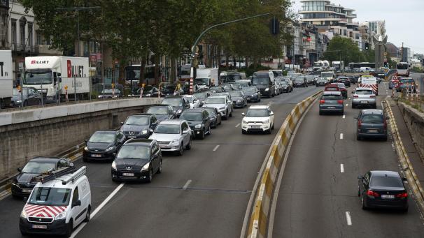 <p>Blechlawinen gibt es im Brüsseler Verkehr immer noch, aber die „sanfte Mobilität“ verzeichnet einen Auftrieb.</p>