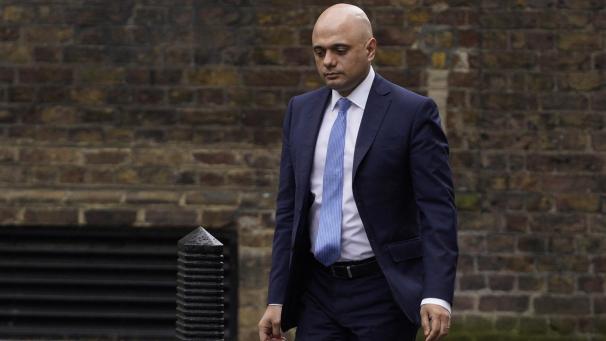 <p>Der ehemalige Schatzkanzler Sajid Javid trifft in der Downing Street 10 ein.</p>