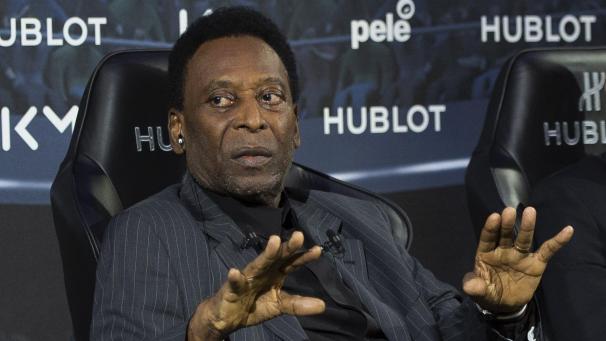 <p>Pelé ist nach Angaben seines Sohnes wegen seiner gesundheitlichen Probleme psychisch sehr niedergeschlagen.</p>