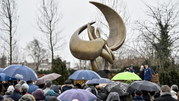 <p>Das Foto zeigt das Denkmal für die Opfer der Terroranschläge von 2016 in Brüssel.</p>