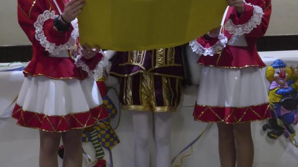 <p>Dario I. (Kohnen) und seine Pagen Claire Siquet und Elisa Schleck haben nun das Sagen.</p>