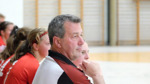 <p>Kurt Rathmes will sich mit geschafftem Klassenerhalt verabschieden.</p>
