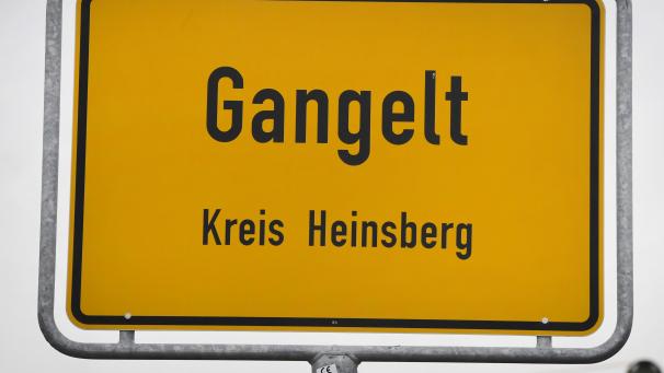 <p>Das Ortsschild der Stadt Gangelt im Kreis Heinsberg steht an der Ortseinfahrt.</p>