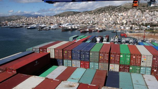 <p>Containerschiffe schippern Waren rund um den Globus. Konsum ist King. Ändert sich das durch die Pandemie?</p>