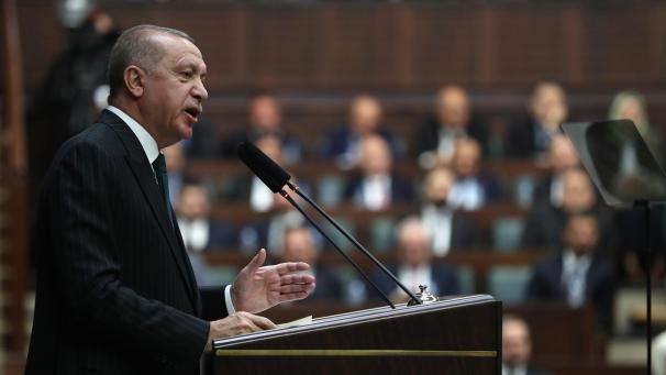 <p>Erdogan fordert die EU zur Mithilfe auf.</p>