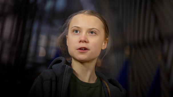 <p>Greta Thunberg, schwedische Klimaaktivistin, spricht zu Journalisten, als sie zu einer Sitzung des Umweltrates im Gebäude des Europäischen Rates in Brüssel eintrifft.</p>