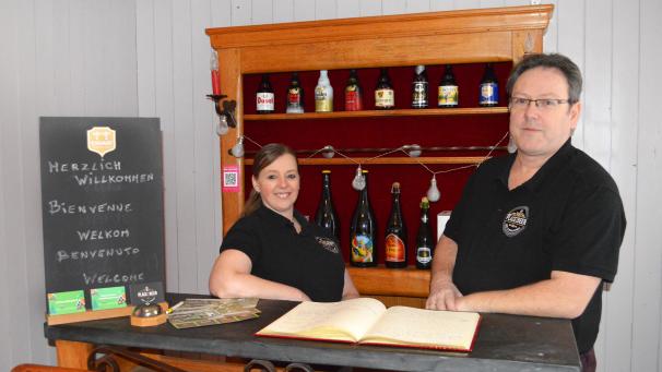 <p>Peggy Diricx und Francis Van Kalck betreiben das Bed &amp; Breakfasat „Place2Beer“ seit Ende 2018.</p>