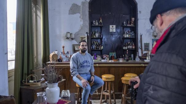 <p>20 junge Männer und Frauen hat Willi Filz in Aleppo porträtiert. Vier Wochen war der ostbelgische Fotograf in der nordsyrischen Stadt, um dort eine Ausstellung zu zeigen und zu arbeiten.</p>