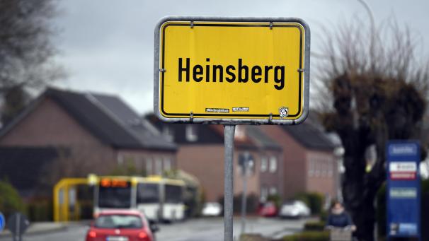 <p>In Deutschland sind im Zusammenhang mit dem Coronavirus zwei Menschen gestorben. In Nordrhein-Westfalen ist die Situation besonders kritisch. Heinsberg kommt an seine Grenzen.</p>
