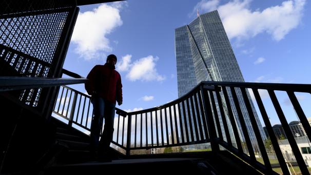 <p>Ein Blick auf den Hauptsitz der Europäischen Zentralbank (EZB) in Frankfurt</p>