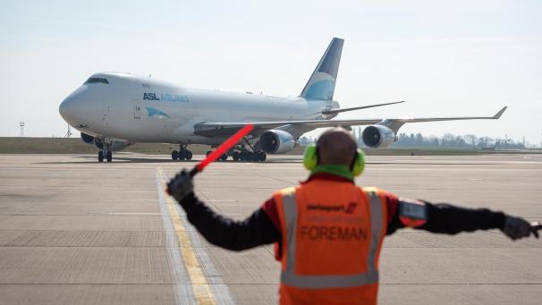 <p>Reges Treiben auf dem Flughafen in Bierset</p>