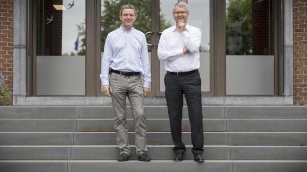 <p>Bernd Vorhagen (links) leitet die Geschäfte von NMC in Benelux, Hubert Bosten ist Geschäftsführer der gesamten NMC-Gruppe, die 1.450 Beschäftigte zählt und über 10.000 Kunden hat.</p>