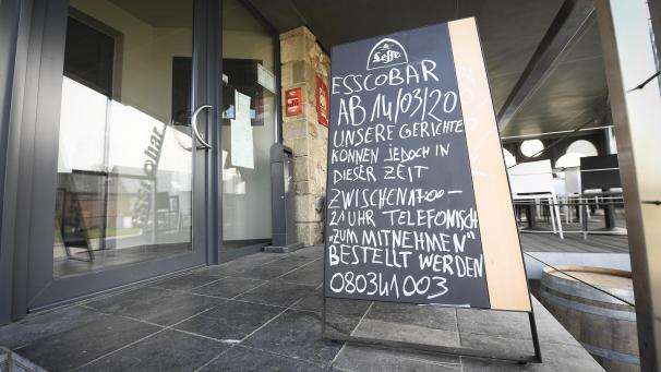 <p>Betriebe aus dem Gaststättengewerbe können nach Hause liefern. Hier die Esscobar in Bütgenbach.</p>