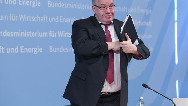 <p>Die Zeiten ändern sich, die Positionen nicht: Der CDU-Minister Peter Altamaier ist gegen eine Vergemeinschaftung von Schulden in der EU.</p>