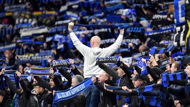 <p>Bergamo-Fans gegen Valencia: Die Champions-League-Partie im Mailänder San Siro gilt als „Spiel Null“ der europäischen Corona-Krise. (Quelle:)</p>