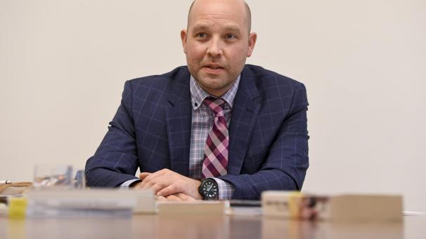 <p>Vivant-Sprecher Michael Balter fordert Gehaltskürzungen für die politisch Verantwortlichen.<br />
Foto: David Hagemann</p>