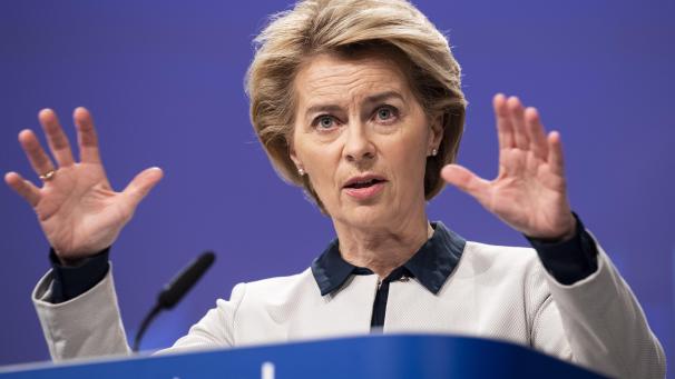 <p>Ursula von der Leyen äußert sich zurückhaltend über Corona-Bonds.</p>