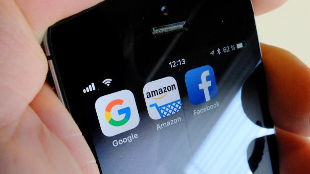 <p>Eine Digitalsteuer soll vor allem große amerikanische Technologie-Konzerne wie Amazon oder Google ins Visier nehmen.</p>