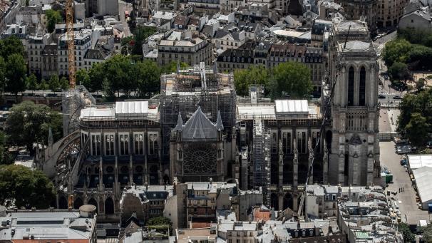 <p>Die berühmte Pariser Kathedrale Notre-Dame soll möglichst originalgetreu wieder aufgebaut werden.</p>