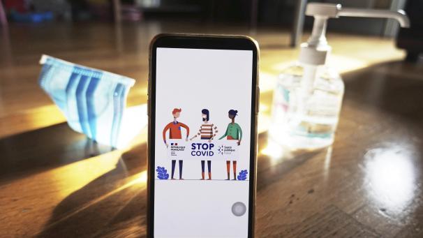 <p>Die Corona-App soll neben anderen Schutzmaßnahmen nur ein Instrument im Kampf gegen die Ausbreitung des Virus sein.</p>