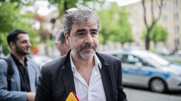 <p>Deniz Yücel</p>