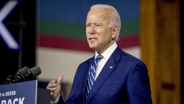 <p>21.07.2020, USA, New Castle: Der wahrscheinliche Präsidentschaftskandidat der US-Demokraten, Joe Biden, spricht auf einer Veranstaltung unter dem Motto Build Back Better im Colwyck Training Center.</p>