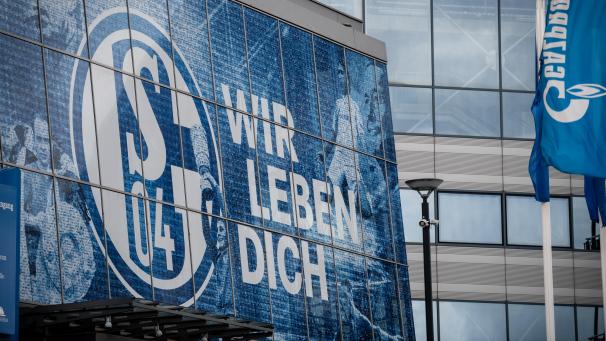 <p>Schalke 04 Logo dpa</p>
