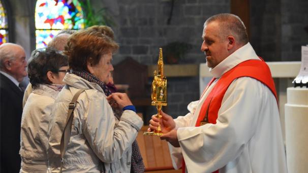 <p>Der St.Vither Dechant Claude Theiss hofft, dass die Menschen in der Coronakrise die Kraft finden, nicht nur ihren Frust auf andere Menschen zu projizieren, sondern ihren Fokus auf die Gemeinschaft zu richten, „denn nur gemeinsam können wir die Gesellschaft vor einer Zerreißprobe bewahren“.</p>
