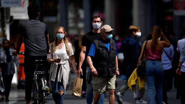 <p>Am Mittwoch sind die vom Nationalen Sicherheitsrat beschlossenen strengeren Schutzmaßnahmen in Kraft getreten, um die Ausbreitung des Coronavirus einzudämmen.</p>