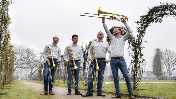 <p>„Bone Station 4“ möchte vor allem Spaß an der Musik vermitteln. Mit dabei ist auch Daniel Foeteler aus Burg-Reuland (2.v.r.)</p>