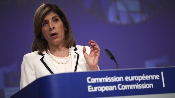 <p>Kyriakides appellierte an die EU-Staaten, die Infektionsherde „zügig lokal einzugrenzen mit Tests, Kontaktverfolgung und der sofortigen Isolation“ der Betroffenen</p>