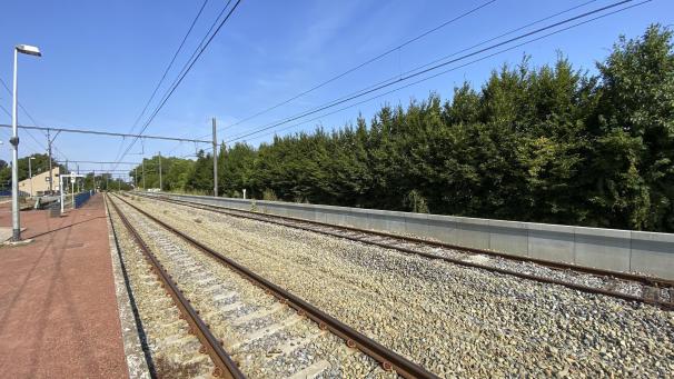 <p>Der Eupener Bahnhof soll in den kommenden Jahren ausgebaut werden. Vorbereitende Arbeiten für den zweiten Bahnsteig wurden bereits durchgeführt.</p>