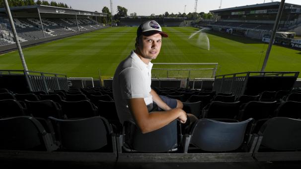 <p>Raphaël Pelzer: „Wenn ein Fan ein Problem, eine Anregung oder eine Idee hat, wie das Stadionerlebnis verbessert werden kann, kann er sich an mich wenden.“</p>