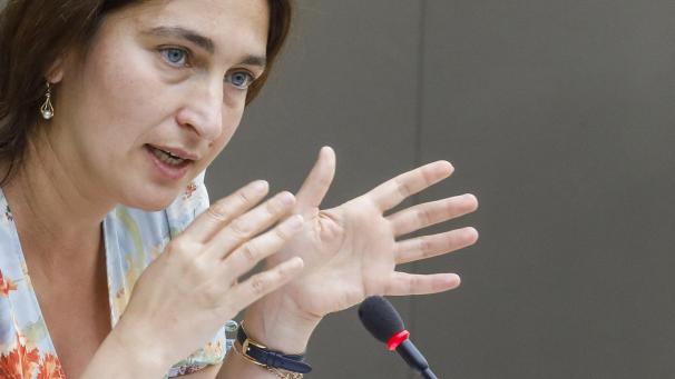 <p>Zuhal Demir hat gegen die Brüsseler Politik ausgeteilt.</p>