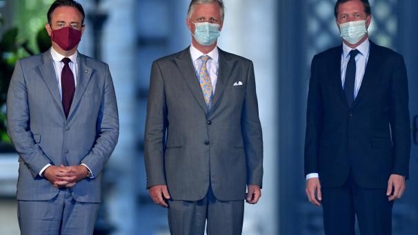 <p>König Philippe empfing Bart De Wever (l.) und Paul Magnette am Montagmorgen um 11 Uhr im Brüsseler Stadtschloss zum Rapport.</p>