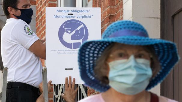 <p>„Wir müssen ein Gleichgewicht finden und lernen, mit dem Virus zu leben.“ (Premier Wilmès)</p>