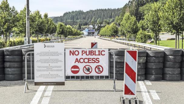 <p>Der Formel-1-Grand-Prix am 30. August in Spa-Francorchamps findet wegen der strengen Hygiene- und Sicherheitsbestimmungen hinter verschlossenen Türen statt.</p>