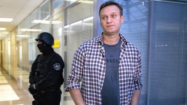 <p>Nawalny ist nach Angaben seiner Sprecherin mit Vergiftungserscheinungen auf einer Intensivstation in einem Krankenhaus.</p>