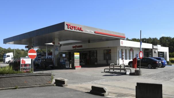 <p>(RS) Carjacking Total-Tankstelle Eynatten 7.8.2020 (1)</p>