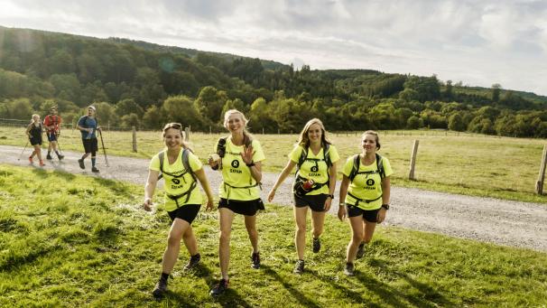 <p>40 Teams und 160 Wanderer nehmen am diesjährigen Oxfam Traiwalker teil.</p>