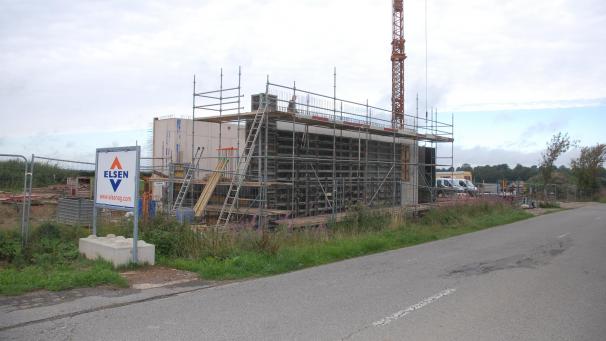 <p>Der Neubau der Trinkwasseraufbereitungsanlage Bolder kommt gut voran. Der Büllinger Gemeinderat genehmigte nun die Anschaffung der Steuerung sowie der Mess- und Fernwirktechnik für die Anlage.</p>