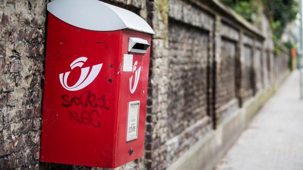 <p>Die Täter nutzen sensible Daten aus Briefen, die sie aus Briefkästen der Post stehlen.</p>