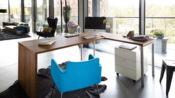 <p>Wer verstärkt auf Homeoffice setzt, sollte die Einrichtung des Arbeitsplatzes in den eigenen vier Wänden genau planen.</p>