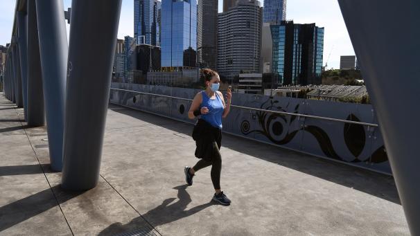 <p>Auch in Australien - hier die Metropole Melbourne - bestimmt das Virus den Alltag der Menschen.</p>
